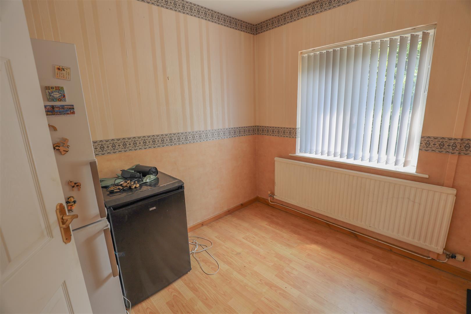 5 Wolfe Close, Cowbridge, Vale of Glamorgan, CF71 7AZ